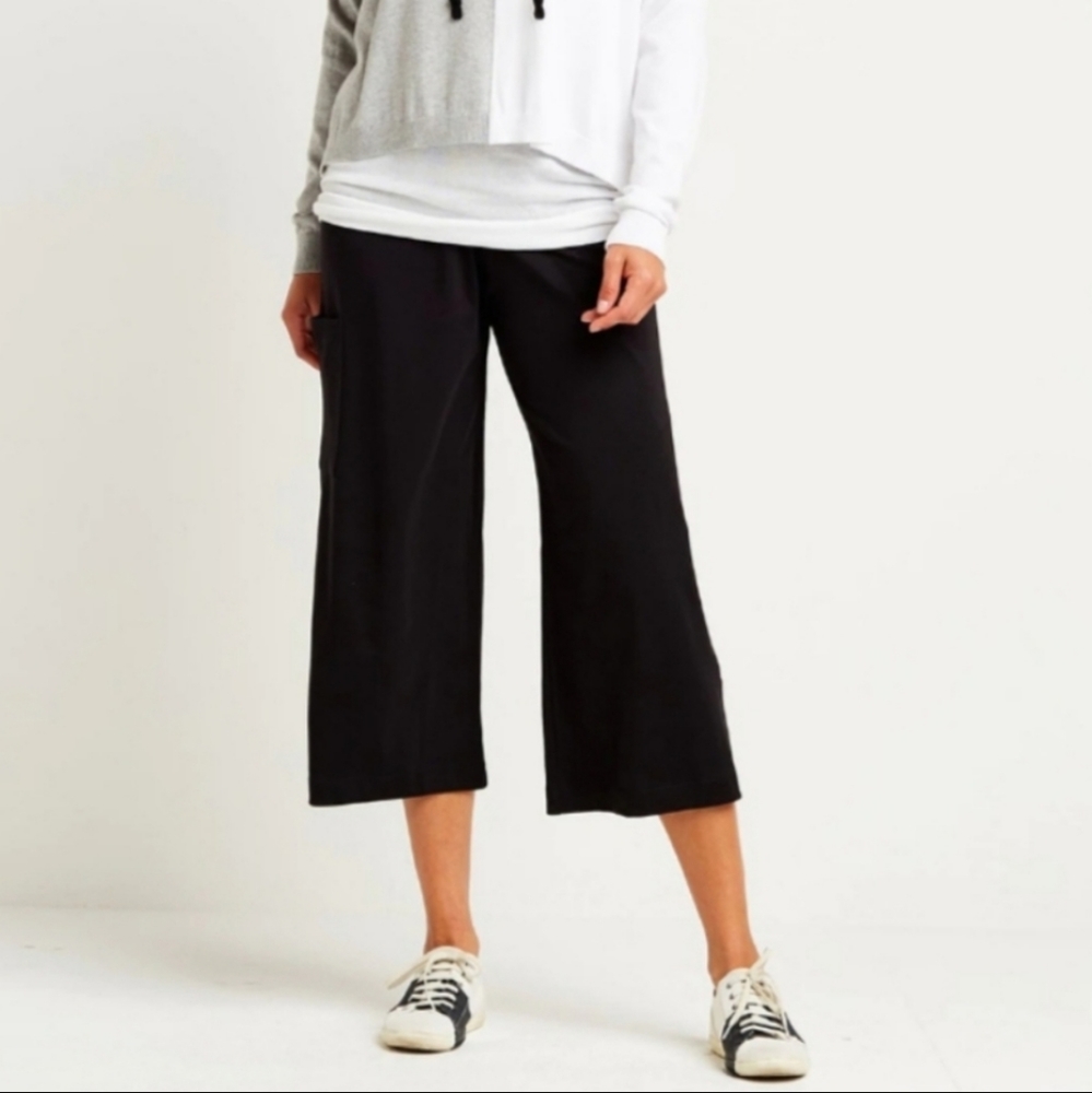 Cut Loose High Waisted, Cropped Pants - Picture 3 of 3